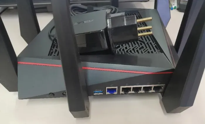 Roteador ASUS RT-AC5300 Tri Band Wi-Fi 5 8 Antenas 5334 Mbps