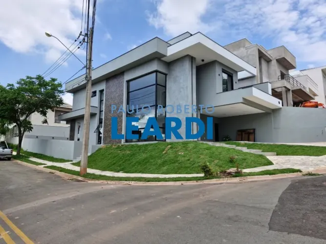 CASA EM CONDOMÍNIO - CONDOMÍNIO FLOR DA SERRA - SP