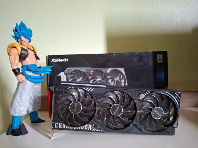 RX 9070 Asrock Challenger 16Gb