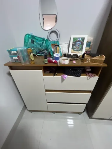 Cômoda sapateira passo cartão muito conservada e barata