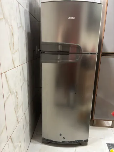 Vende-se geladeira consul fross free 