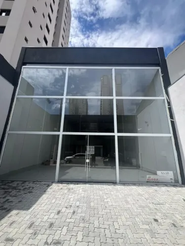 Centro comercial para aluguel com 500 metros quadrados em Vila Bertioga - São Paulo - SP