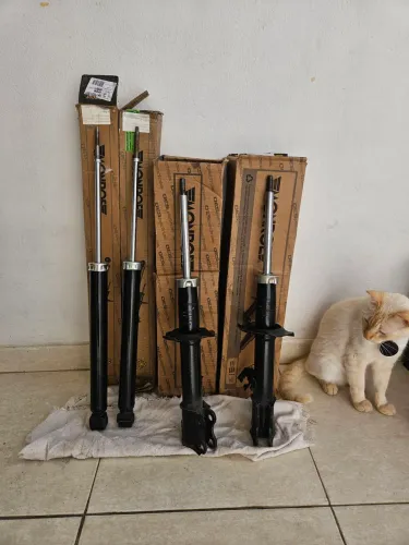 Kit 4 Amortecedores Monroe Nissan March/Versa (Seminovos)