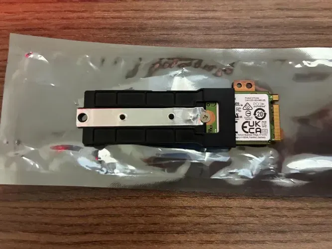 SSD NVMe SK Hynix 256gb com dissipador
