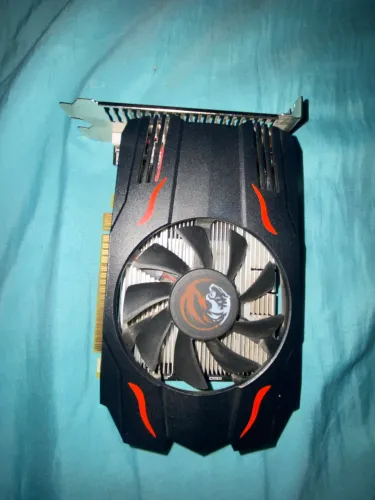 GT 740 4GB - troco em monitor