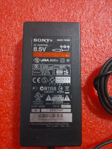 Fonte original Playstation 2 slim