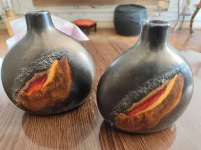 Par de Vasos Decorativos em Cerâmica Artística - Estilo Moderno e Texturizado