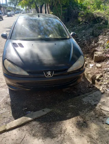 Peugeot 206 só peças R$ 1000.00
