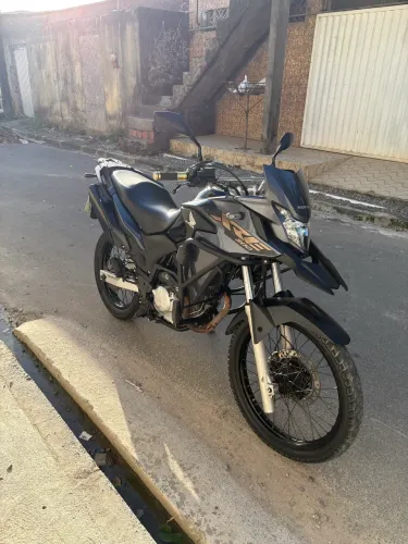 Xre 300 ABS 2023 EMPLACADA 26