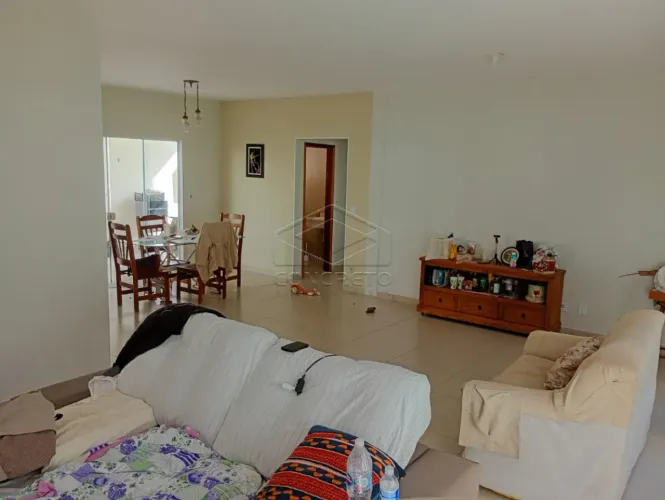 Casa Condomínio em Botucatu