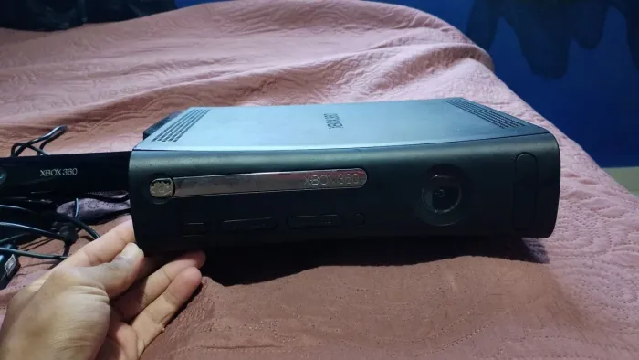 X box 360 super slim 