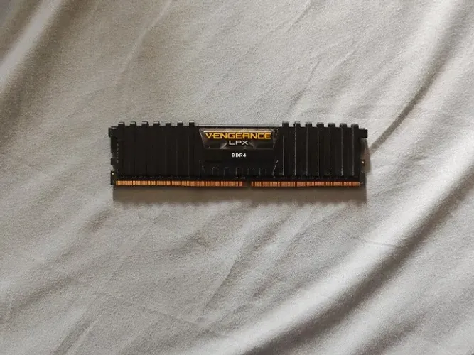 Memoria Ram DDR4 8GB 3000mhz LPX Vengeance