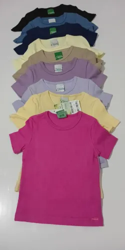 CAMISETA MALWEE INFANTIL ALGODÃO TAMANHO 4 VESTE. 2 ANOS. R$ 12 CADA.
