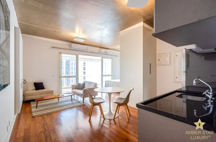 Apartamento Mobiliado com Vista para a Avenida JK