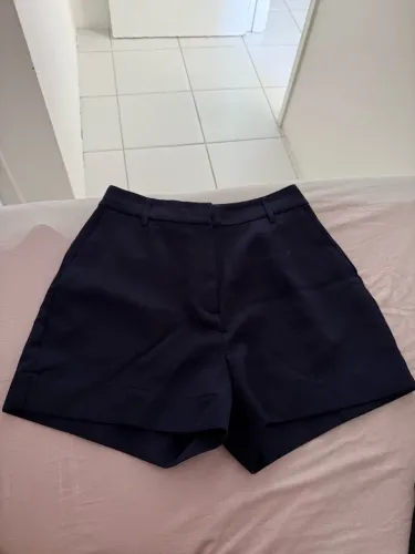 Bermuda alfaiataria azul TAM 40