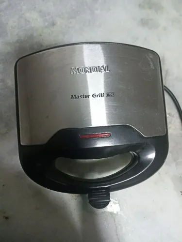 Sanduicheira mondial 
