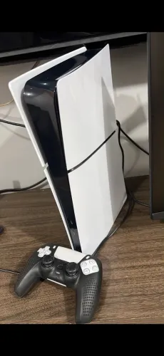 PS5 slim, 1T caixa e nota fiscal. zeroo