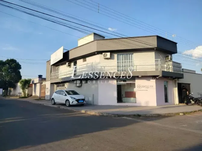 Sobrado + Sala comercial + Apartamento + Kitnets | Cidade Livre!