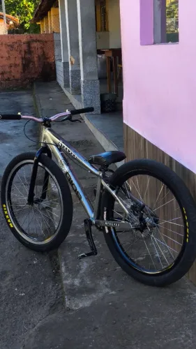 Bicicleta gios 4 Freaks