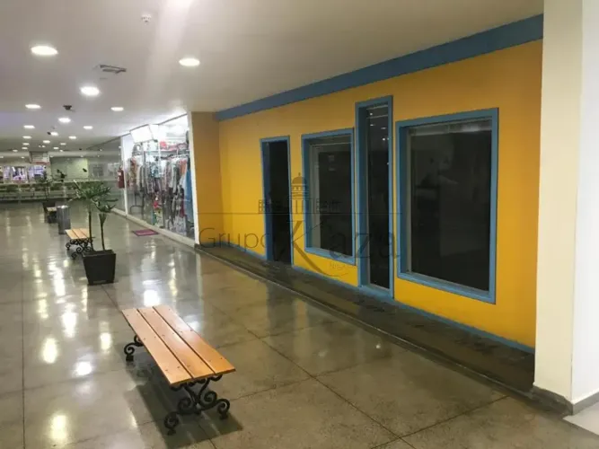 Sala Comercial - Shopping Centro - 40m².