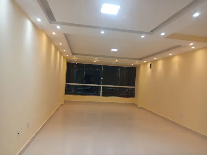Sala comercial $1621