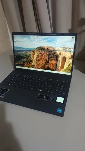 Notebook Positivo de 15.6" Full HD ja com Windows11 8RAM E 256GBmais impressora etiquetas