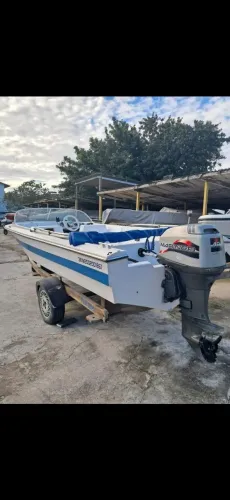 Lancha DM 16 pés