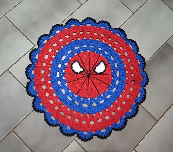 Tapete homem-aranha em crochê