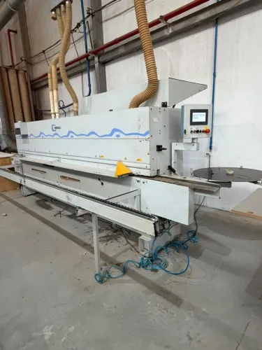 Máquina para marcenaria