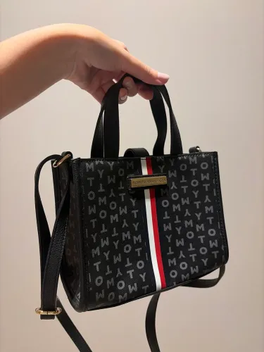 BOLSA TOMMY