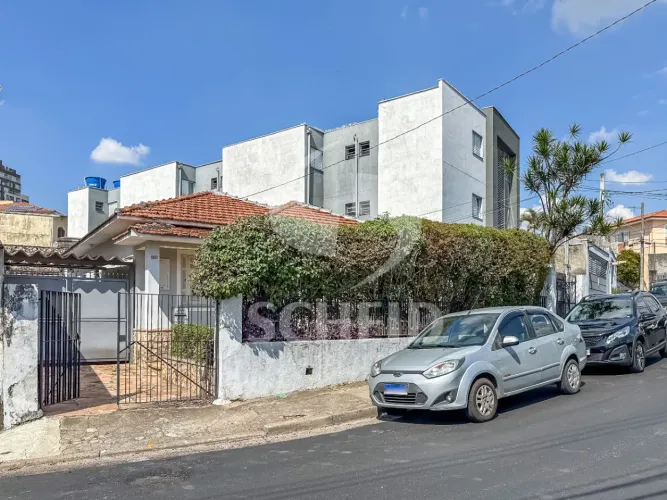 Casa tipo para venda com 6 quartos, 298m²