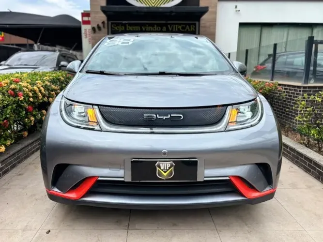 BYD Dolphin EV (Elétrico) 2024