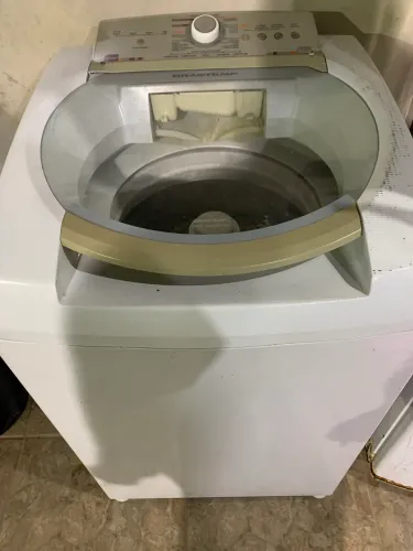 Máquina de lava roupa Brastemp