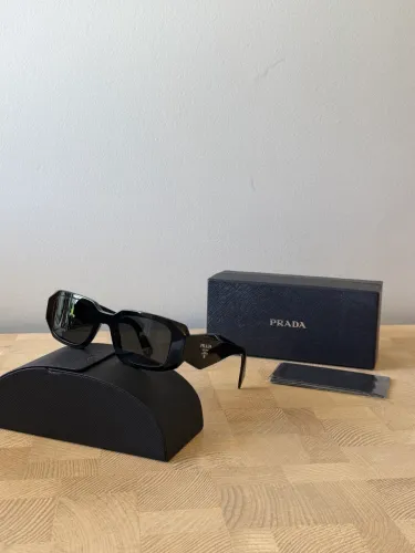 Óculos de Sol Prada 17ws