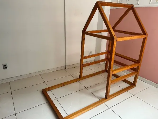 Cama Montessoriana infantil casinha 