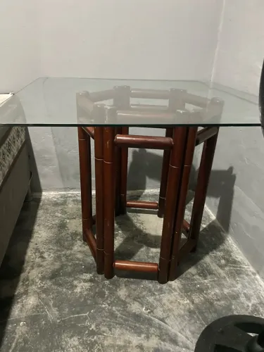 Vendo mesa de vidro