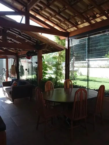 Casa a venda em Alphaville