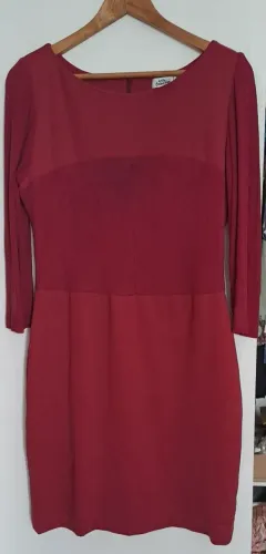 Vestido em malha todo forrado