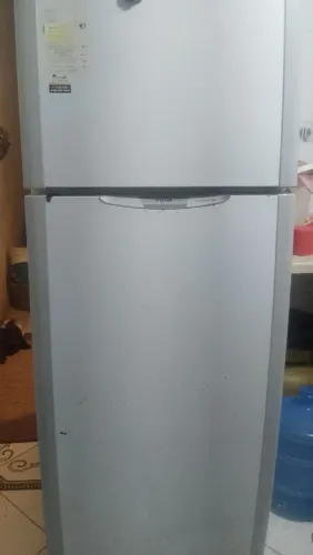 Geladeira Frost Free boa