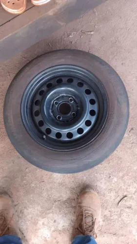Rodas e pneus