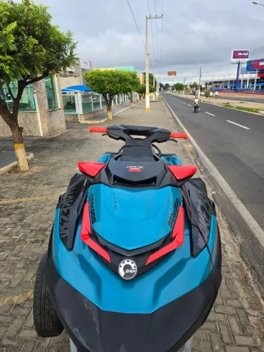 Jet-ski wake pro 230 2019