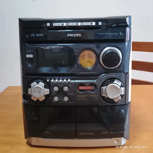 Aparelho de som Philips FW-C507 para conserto ou retirada de peças
