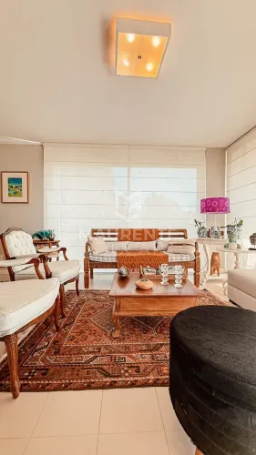 Apartamento com 3 suítes no João Paulo