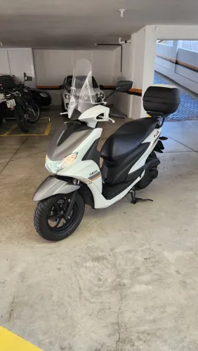 Yamaha Fluo 125 ABS