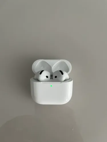 Apple AirPods 4 Original - Comprado nos EUA - Excelente Estado