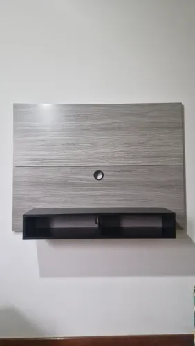 Rack Suspenso com Painel para TV em MDF - Super Conservado