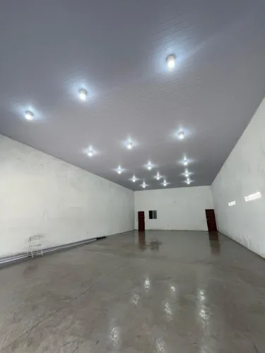 Alugo Galpão Comercial Na Av Tancredo Neves em Frente ao Supermercado Mateus