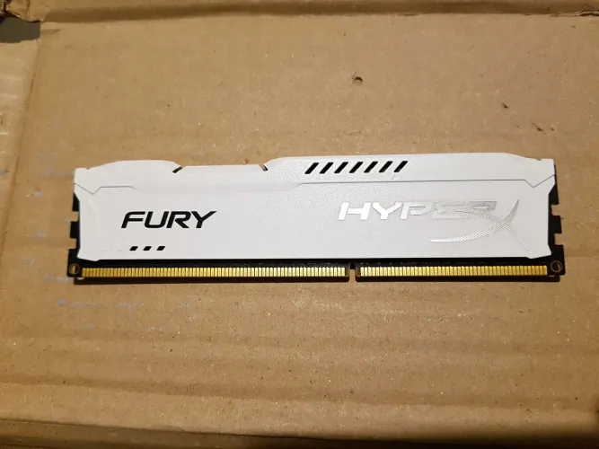 Memória HyperX 4gb 1600mhz