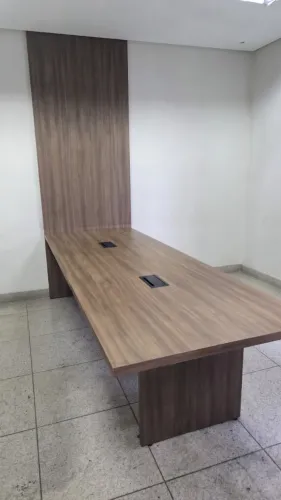 Mesa de reunião completa