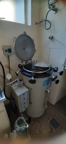 Autoclave vertical 